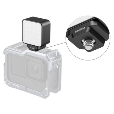 SmallRig 5446C - mini lampa LED do kamer sportowych (światło wypełniające, mocowanie 3w1) - przykład użycia, mocowanie